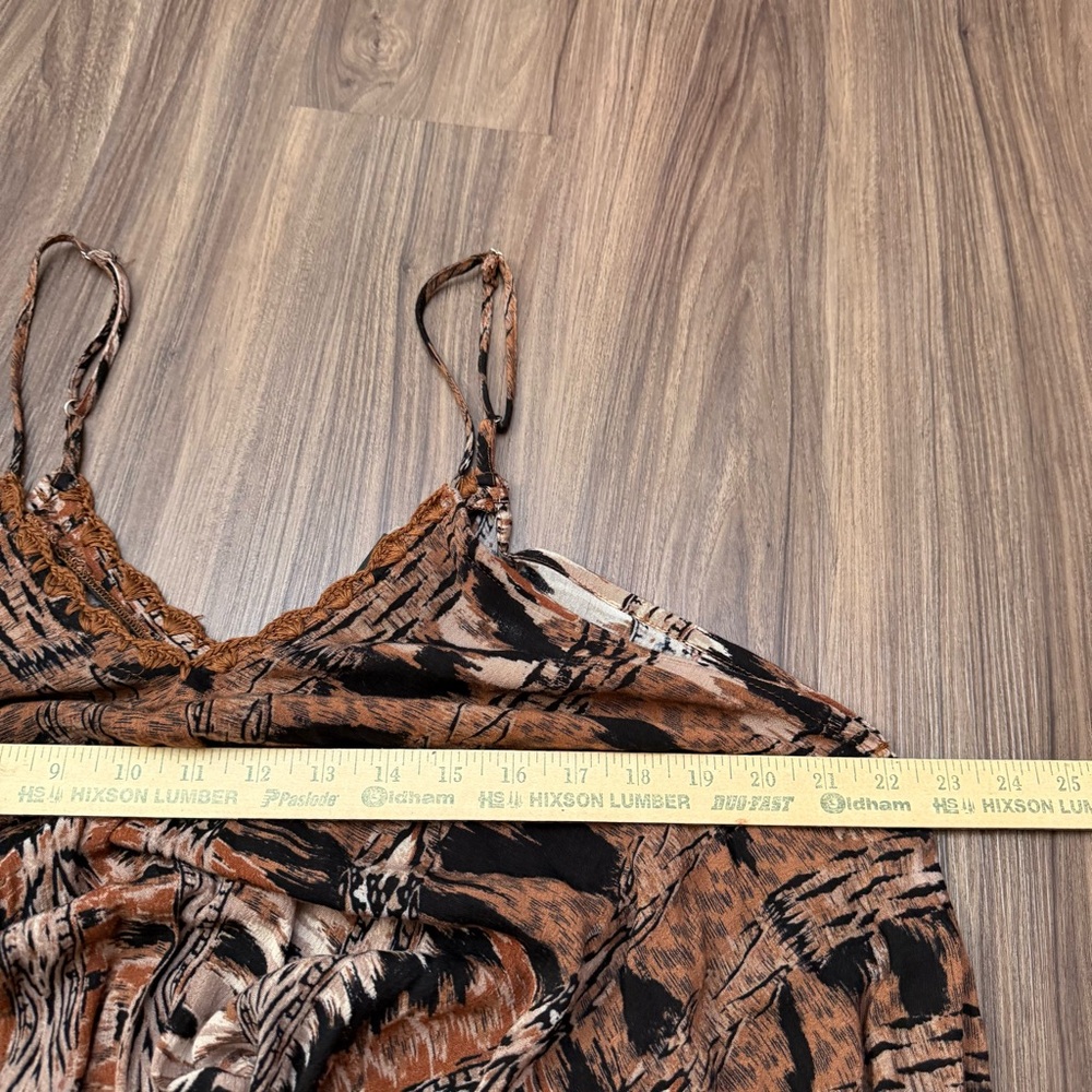 Vici Shaine Brown Pattern Sleeveless Asymmetrical Jumpsuit Size M - Picture 6 of 11